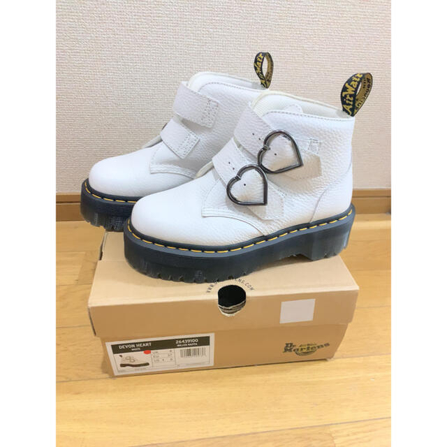 Dr.Martens DEVON HEART UK4 WHITE - ブーツ