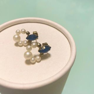 ビジュー　パールピアス(ピアス)