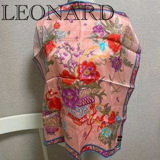 レオナール(LEONARD)のLEONARD シルクスカーフ　✨新品タグつき✨(バンダナ/スカーフ)