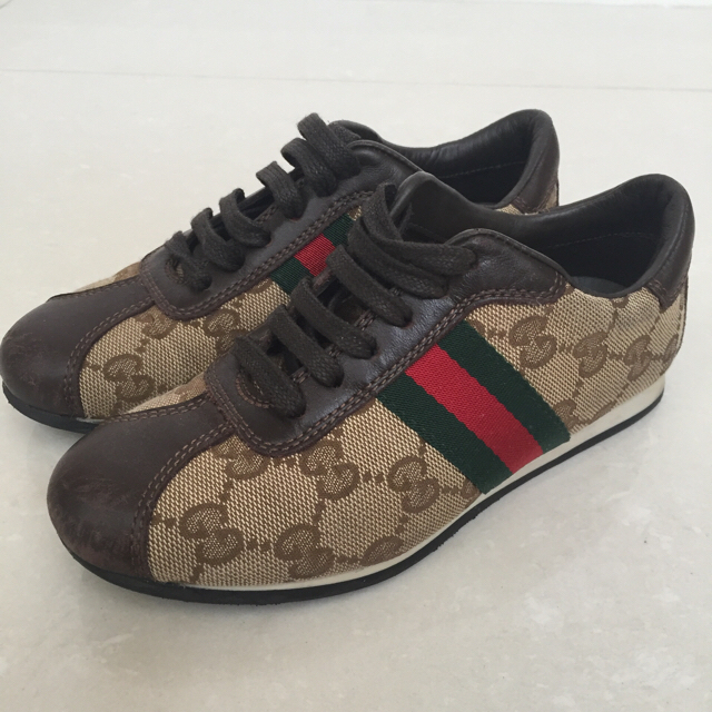 Gucci - GUCCIキッズ☆size19㎝の通販 by もも's shop｜グッチならラクマ