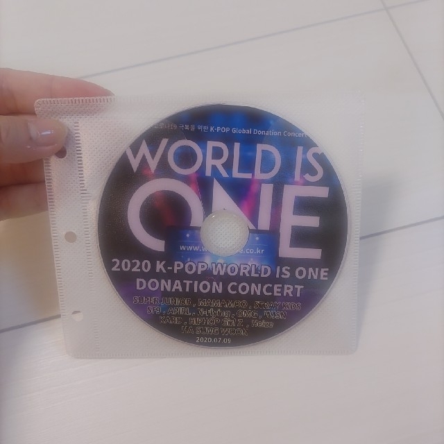 KPOP WORLD IS ONE DVD エンタメ/ホビーのCD(K-POP/アジア)の商品写真