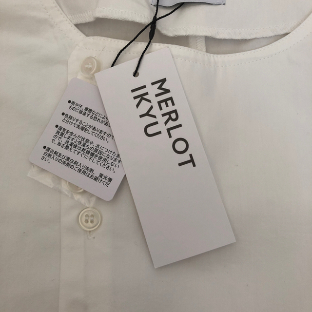 merlot(メルロー)のメルロー レディースのトップス(シャツ/ブラウス(長袖/七分))の商品写真