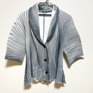 イッセイミヤケ(ISSEY MIYAKE)のイッセイミヤケ 半袖シャツブラウス 2 M(シャツ/ブラウス(半袖/袖なし))