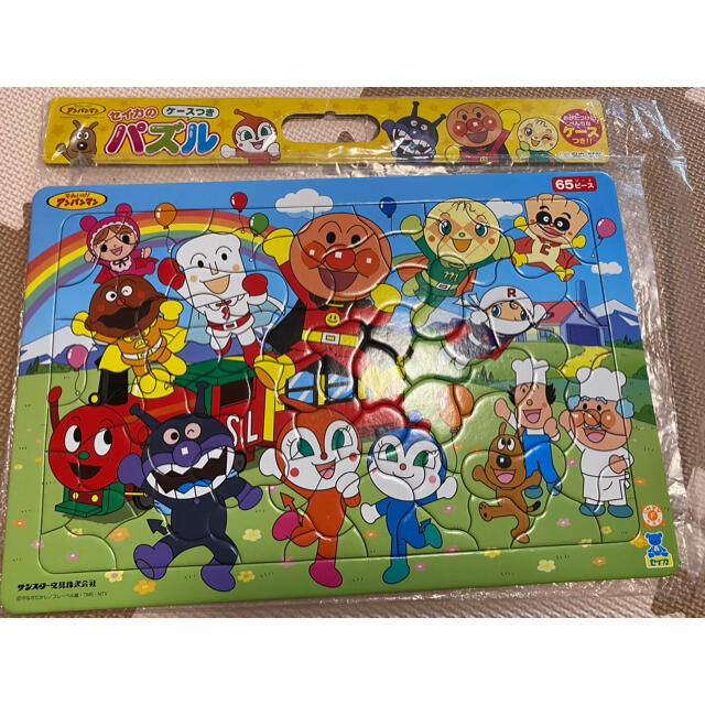 まんまる様専用　アンパンマンパズル　65ピース キッズ/ベビー/マタニティのおもちゃ(知育玩具)の商品写真