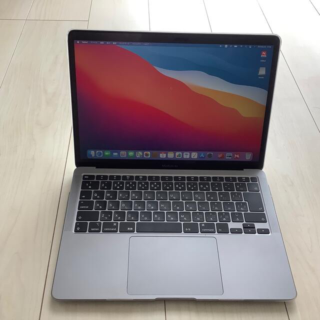 Apple(アップル)の13インチ　Mac Book Air スペースグレイ スマホ/家電/カメラのPC/タブレット(ノートPC)の商品写真