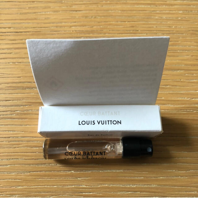 LOUIS VUITTON(ルイヴィトン)のルイヴィトン香水サンプル(クールバタン) コスメ/美容の香水(香水(女性用))の商品写真