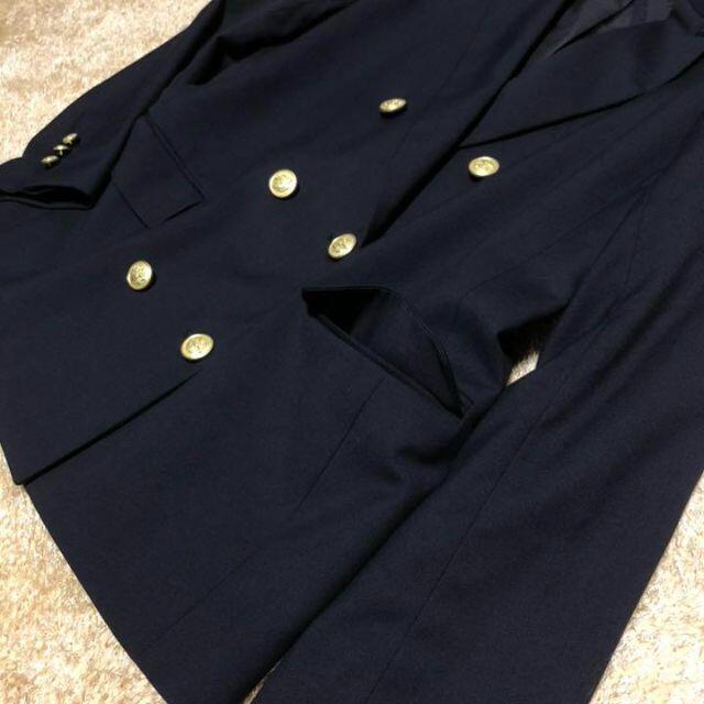 GU(ジーユー)の♡良品♡GU♡ダブルブレストジャケット 紺ブレ 金ボタン エンブレム XL レディースのジャケット/アウター(テーラードジャケット)の商品写真