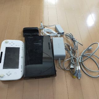 Wii U しんずぃー専用 Wiiu 32g 初期化済 カラオケマイクセット付きの通販 By さくら屋さんs Shop ウィーユーならラクマ