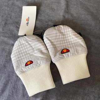 エレッセ(ellesse)の新品タグ付き　エレッセ   ハンドウォーマー　(ウェア)