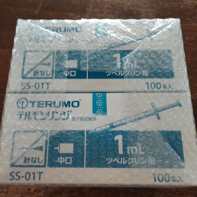 TERUMO　シリンジ1ml 100本入　2箱