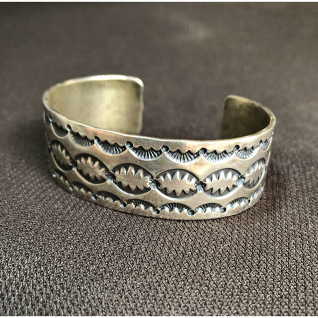 NAVAJO Leonard Maloney 幅2.2cm シルバーバングル