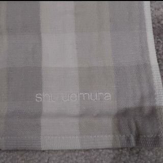 シュウウエムラ(shu uemura)のシュウウエムラ☆shu  uemura☆ガーゼハンドタオル☆ウォッシュタオル(タオル/バス用品)