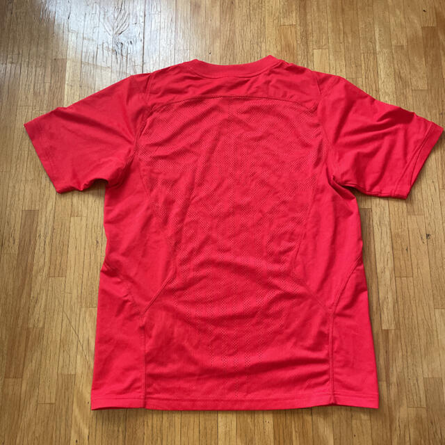 NIKE(ナイキ)のナイキトレーニングシャツ スポーツ/アウトドアの野球(ウェア)の商品写真