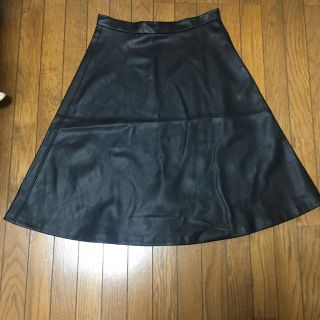 ザラ(ZARA)の【きみまろ様専用】ZARA レザースカート(ひざ丈スカート)