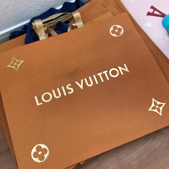 LOUIS VUITTON 17個セット 美品の通販 by yuki's shop｜ルイヴィトンならラクマ VUITTON - ルイヴィトン 紙袋 正規品好評
