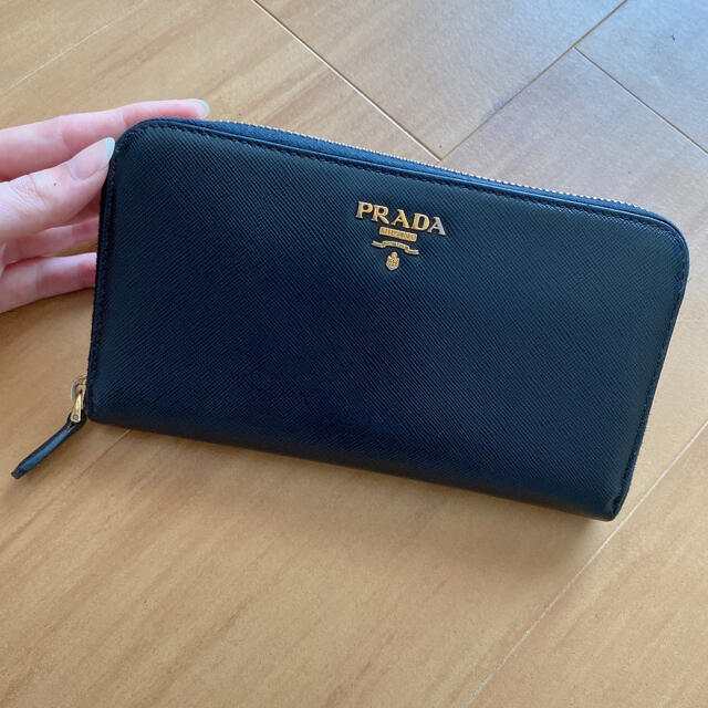 PRADA(プラダ)のプラダ 長財布 ブークレー様 専用 レディースのファッション小物(財布)の商品写真