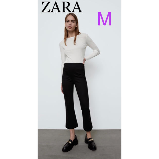 ZARA(ザラ)の新品未使用 ZARA ミニフレア パンツ M フレアレギンス レディースのパンツ(カジュアルパンツ)の商品写真