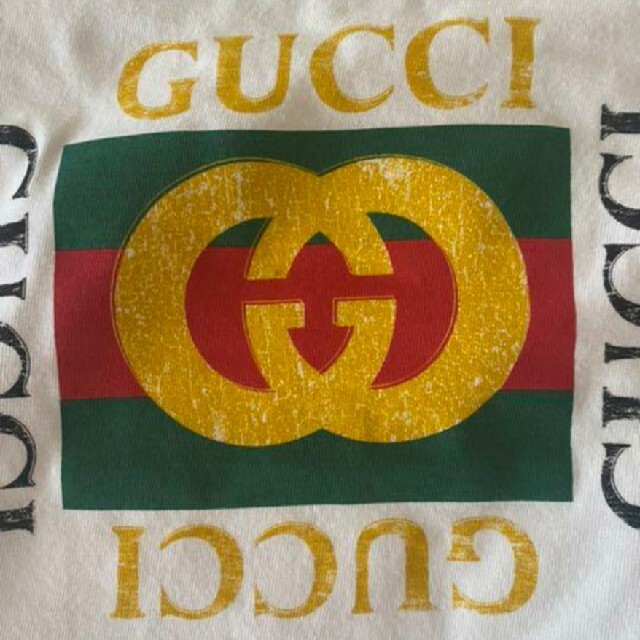 Gucci(グッチ)のemu様専用です！GUCCI キッズ tシャツ♡100サイズ  新品未使用☆ キッズ/ベビー/マタニティのキッズ服女の子用(90cm~)(Tシャツ/カットソー)の商品写真