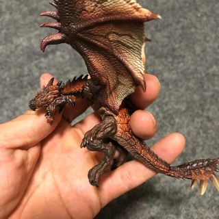 ⭐︎お値下げ⭐︎モンスターハンター可動式フィギュア 「リオレウス