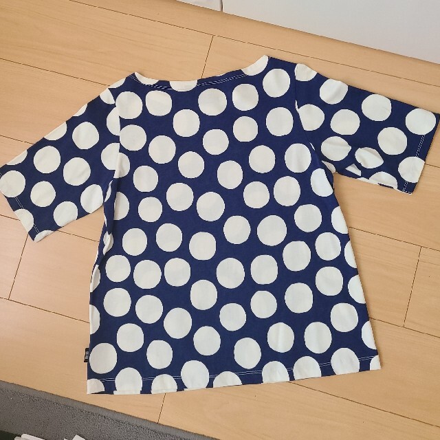 marimekko(マリメッコ)のmarimekkoマリメッコUNIQLOユニクロコラボTシャツS新品タグ付レア美 レディースのトップス(Tシャツ(半袖/袖なし))の商品写真