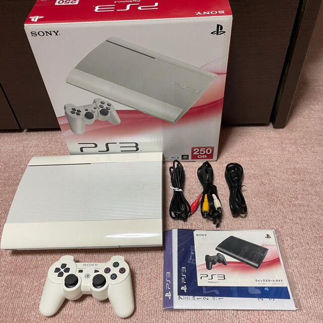 PlayStation3 250GB ホワイト+GTA5セット