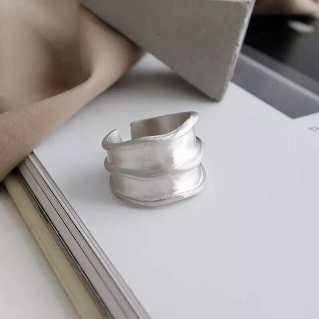 【韓国で大人気！】リング　指輪　インポート　韓国　シルバー925 レディースのアクセサリー(リング(指輪))の商品写真