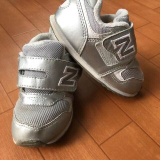 ニューバランス(New Balance)のニューバランス　15.5cm シルバー(スニーカー)