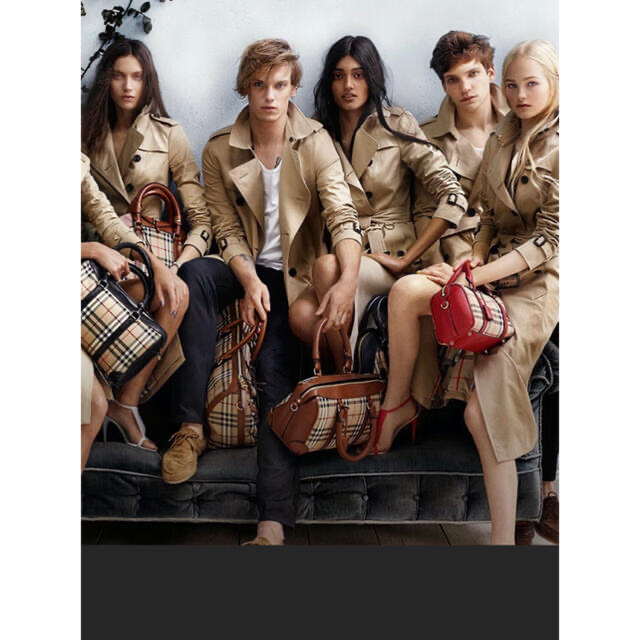 BURBERRY(バーバリー)のpoca-s様　専用ページ レディースのジャケット/アウター(トレンチコート)の商品写真