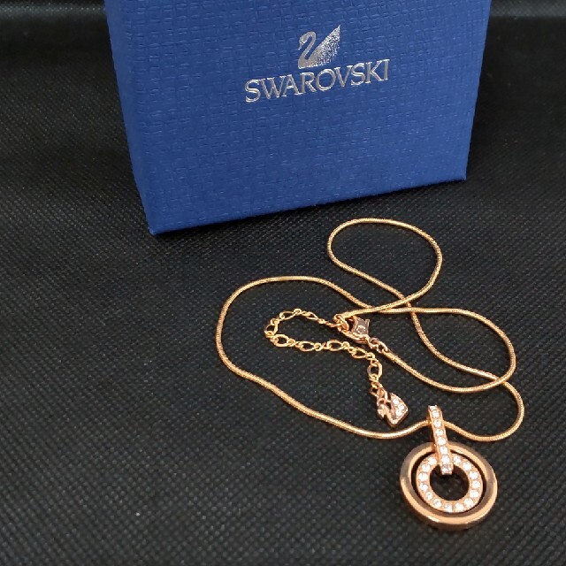 SWAROVSKI(スワロフスキー)のー新品未使用 SWAROVSKI スワロフスキー ネックレスー レディースのアクセサリー(ネックレス)の商品写真