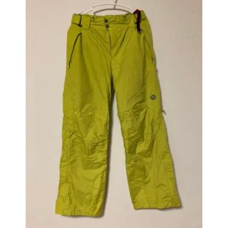 マーモット(MARMOT)の肩掛けバンド見つかりました　Marmotスキーパンツ　サイズM　左足後ろに傷あり(ウエア)