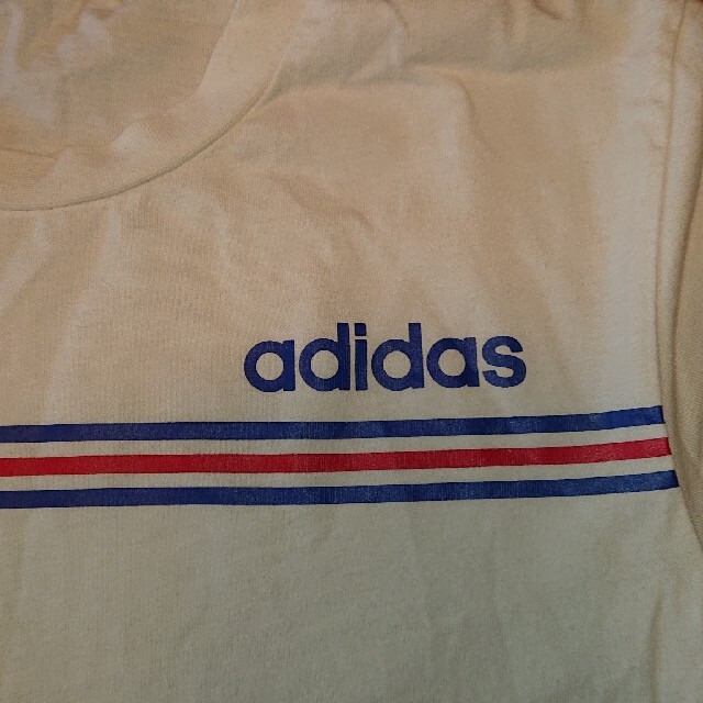 adidas(アディダス)のアディダス 半袖Tシャツ 140サイズ キッズ/ベビー/マタニティのキッズ服女の子用(90cm~)(Tシャツ/カットソー)の商品写真