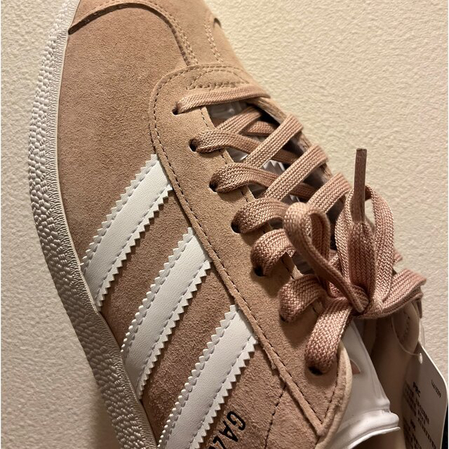 adidas(アディダス)のアディダス GAZELLE W (B41660) 24センチ レディースの靴/シューズ(スニーカー)の商品写真