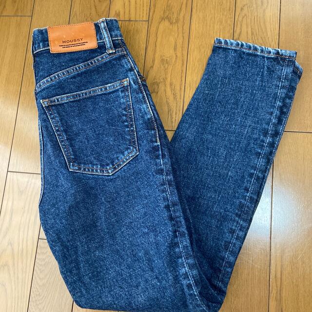 mvsスキニーデニム　moussy 23インチ　ダークブルー 5