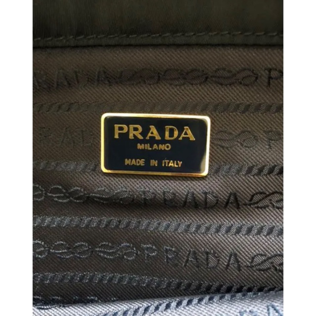 PRADAプラダのトートバック♪ 4