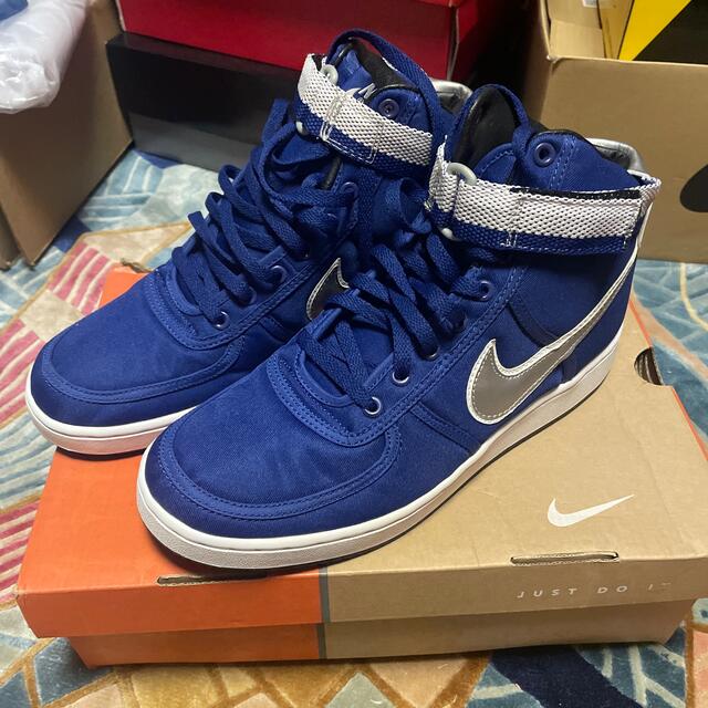 NIKE(ナイキ)のP NikeバンダルSUPREMEネイビー×銀size US9.5新品 メンズの靴/シューズ(スニーカー)の商品写真