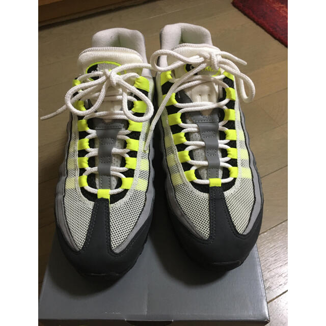 NIKE(ナイキ)のNIKE AIR MAX 95 OG NEON メンズの靴/シューズ(スニーカー)の商品写真