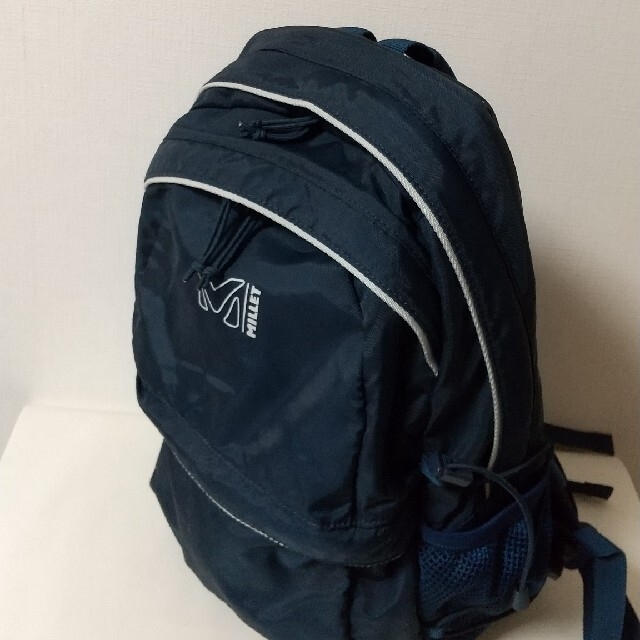 MILLET(ミレー)の【美品】MILLET ミレー  14L キッズ リュックサック レディースのバッグ(リュック/バックパック)の商品写真