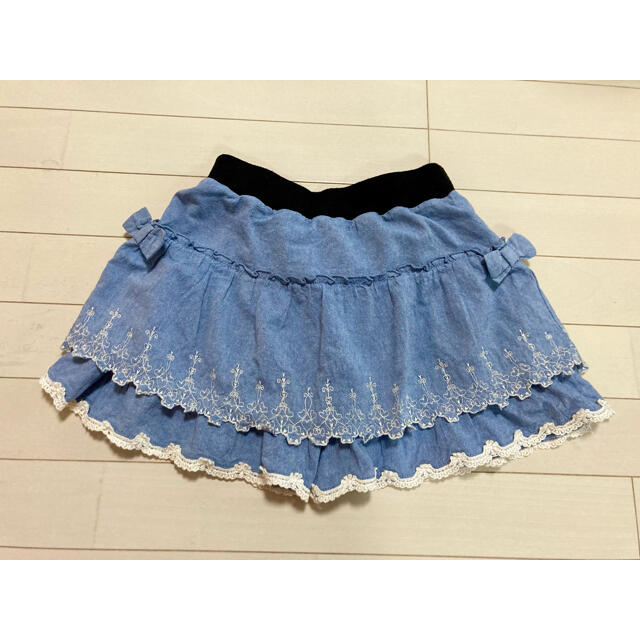 axes femme(アクシーズファム)のお値下げ中　axes femme kids スカッツ130ブルー キッズ/ベビー/マタニティのキッズ服女の子用(90cm~)(パンツ/スパッツ)の商品写真