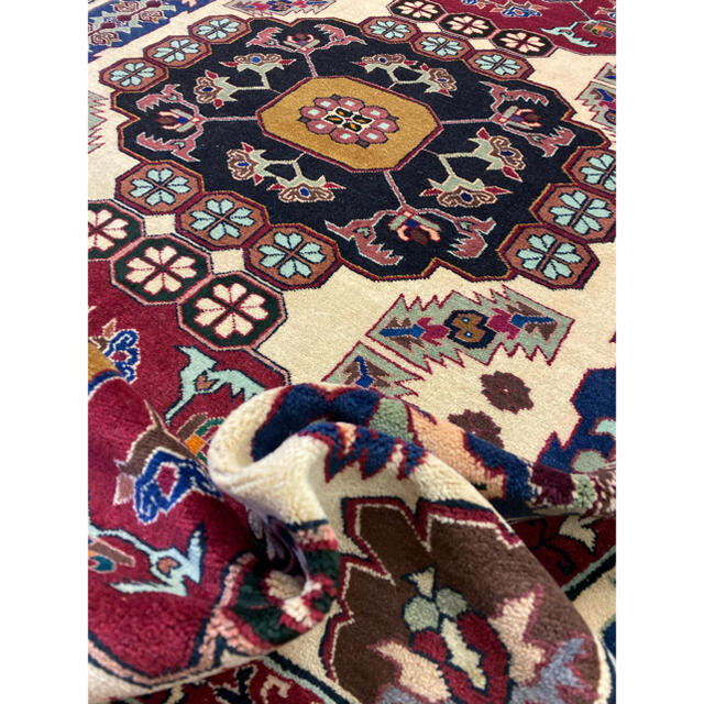 種類豊富な品揃え コーカサス絨毯 ロシアン 218×156cm - カーペット、ラグ、マット - reachahand.org