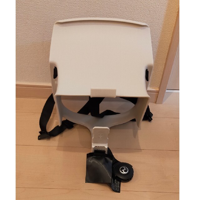 cybex(サイベックス)のレモチェア ハーネス付きベビーセット ホワイト キッズ/ベビー/マタニティのキッズ/ベビー/マタニティ その他(その他)の商品写真