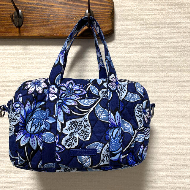 Vera Bradley(ヴェラブラッドリー)の新品　ヴェラブラッドリー　ミニ　サッチェル　バック レディースのバッグ(トートバッグ)の商品写真