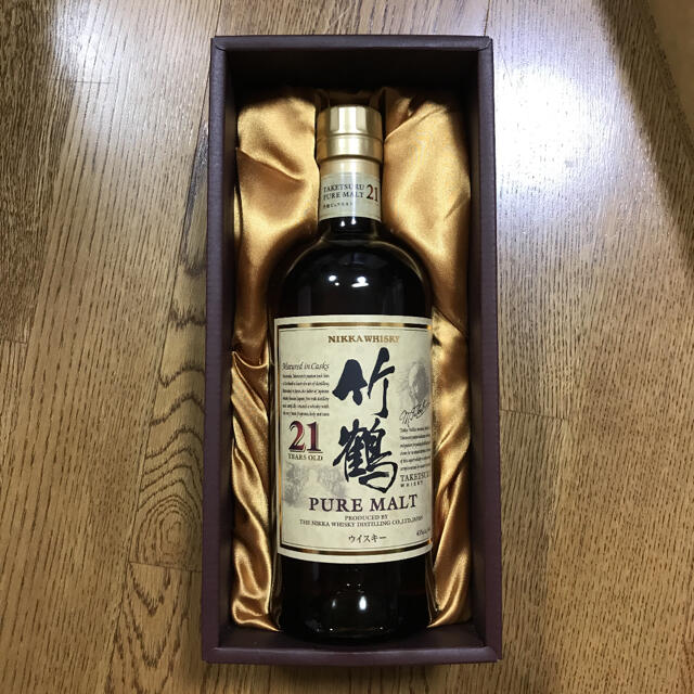 未開栓　竹鶴21年　ピュアモルト 食品/飲料/酒の酒(ウイスキー)の商品写真