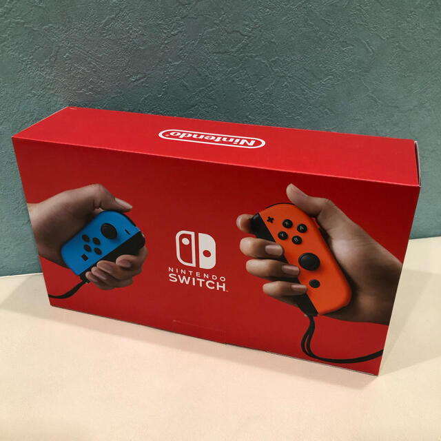 Nintendo Switch(ニンテンドースイッチ)の新品未開封★Switch 任天堂スイッチ本体 ネオン ニンテンドウ　9/5購入品 エンタメ/ホビーのゲームソフト/ゲーム機本体(家庭用ゲーム機本体)の商品写真