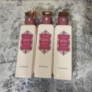 ジルスチュアート(JILLSTUART)のジルスチュアート ボディミルク アールグレイ ホワイトフローラル 250ml(ボディローション/ミルク)