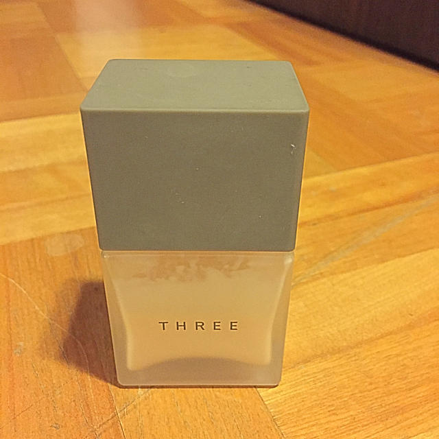 THREE(スリー)のTHREE プリスティーン プライマー （ベース） コスメ/美容のベースメイク/化粧品(化粧下地)の商品写真