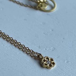 HUM - hum ハム ダイヤモンドk18ネックレス フラワーモチーフの通販 by HUM - hum ハム ダイヤモンドk18ネックレス フラワーモチーフの通販 by