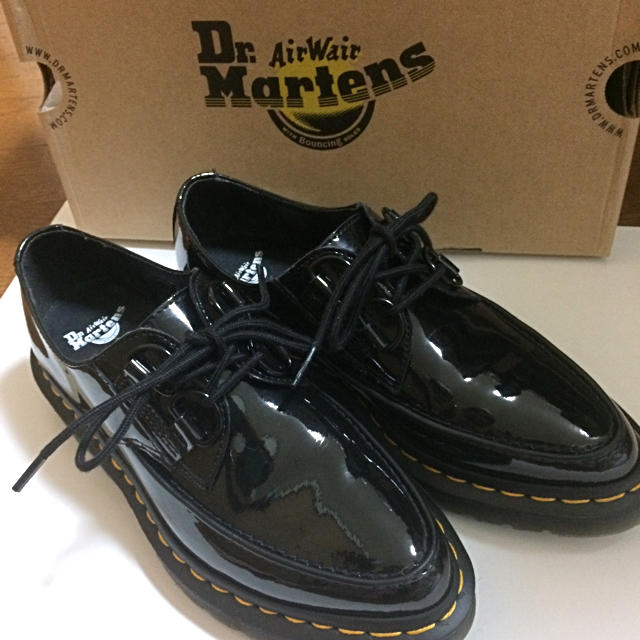 Dr.Martens(ドクターマーチン)のDr.Martens 新作 24cm  新品 レディースの靴/シューズ(ローファー/革靴)の商品写真