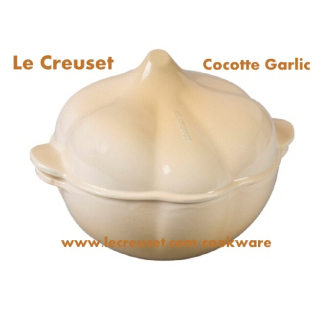 LE CREUSET(ルクルーゼ)の【ぱんだーらんどさんお取り置き】廃盤ルクルーゼココットガーリックデューン２２㎝ インテリア/住まい/日用品のキッチン/食器(食器)の商品写真