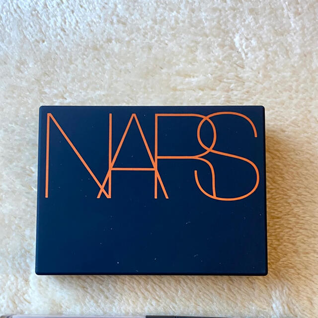 NARS(ナーズ)のNARS ブロンズパウダー ミニサイズ コスメ/美容のベースメイク/化粧品(フェイスカラー)の商品写真