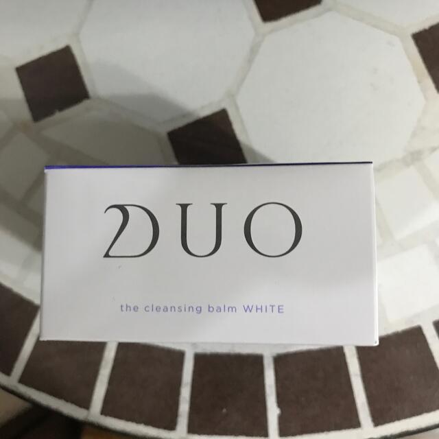 DUO クレンジングバーム　ホワイト90グラム コスメ/美容のスキンケア/基礎化粧品(クレンジング/メイク落とし)の商品写真